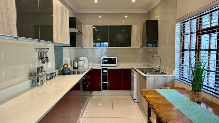 To Let 2 Bedroom Property for Rent in Raithby Western Cape